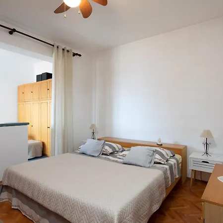 Апартаменты Seaview Meridian Дуги-Рат